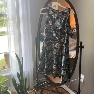 Skies are Blue NWT floral dress
